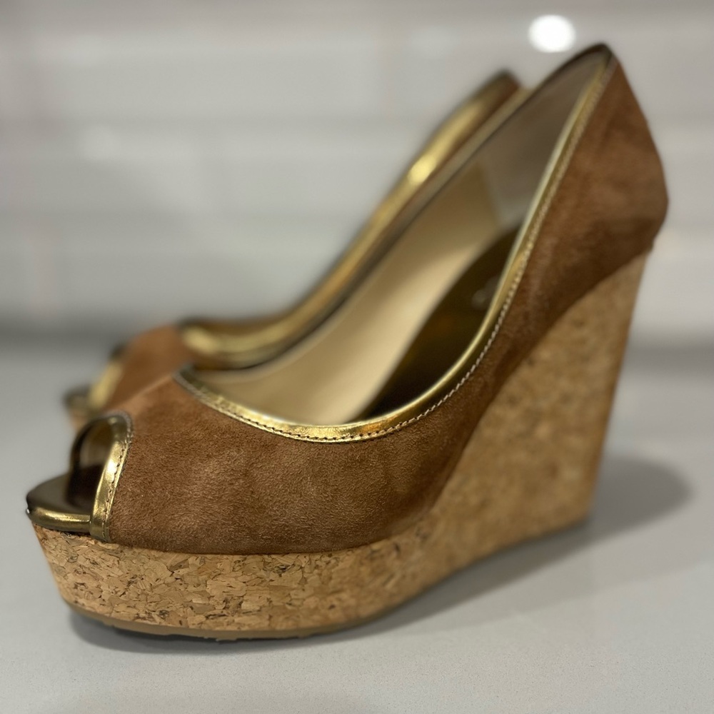 Beautiful wedge shoes